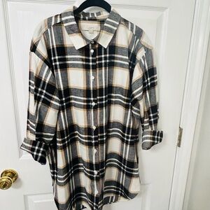 LOFT Plaid Button Down Shirt - Black, White, Tan